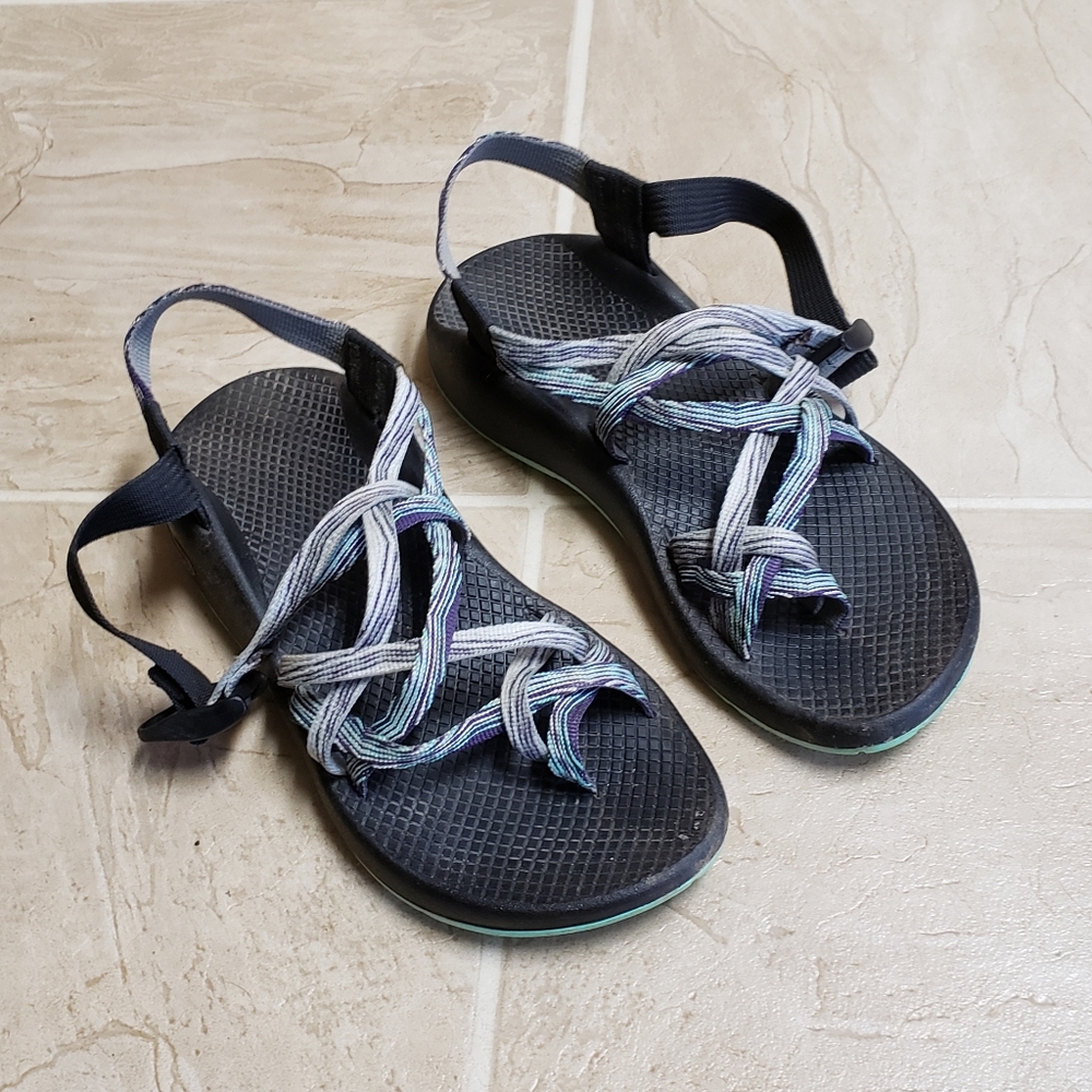 Chacos Size W7